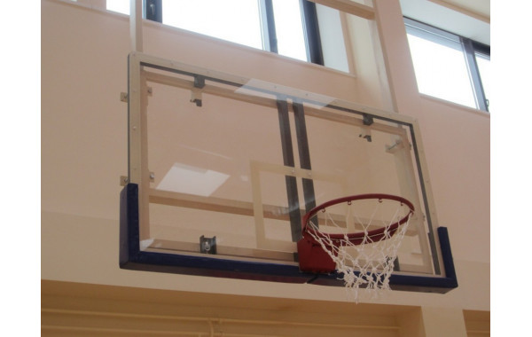 Щит баскетбольный Atlet игровой 180х105 см оргстекло 15 мм на металлической раме IMP-A02 600_380