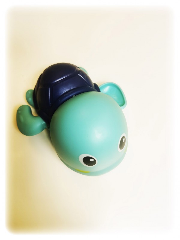 Заводная плавающая игрушка черепаха HydroTonus Happy Turtle 242201 600_800