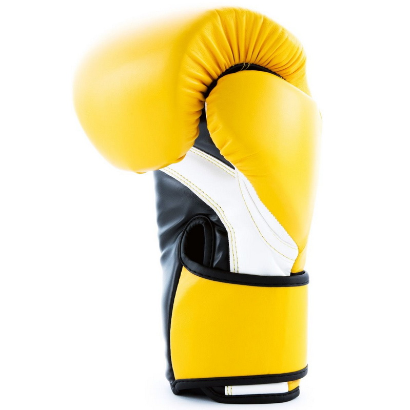 Боксерские перчатки UFC тренировочные для спаринга 8 унций UHK-75116 799_800