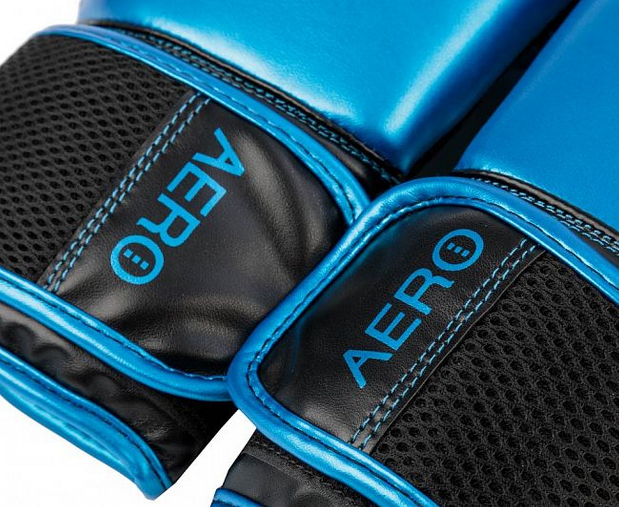 Перчатки боксерские Clinch Aero 2.0 C136 сине--черный 2000_1637