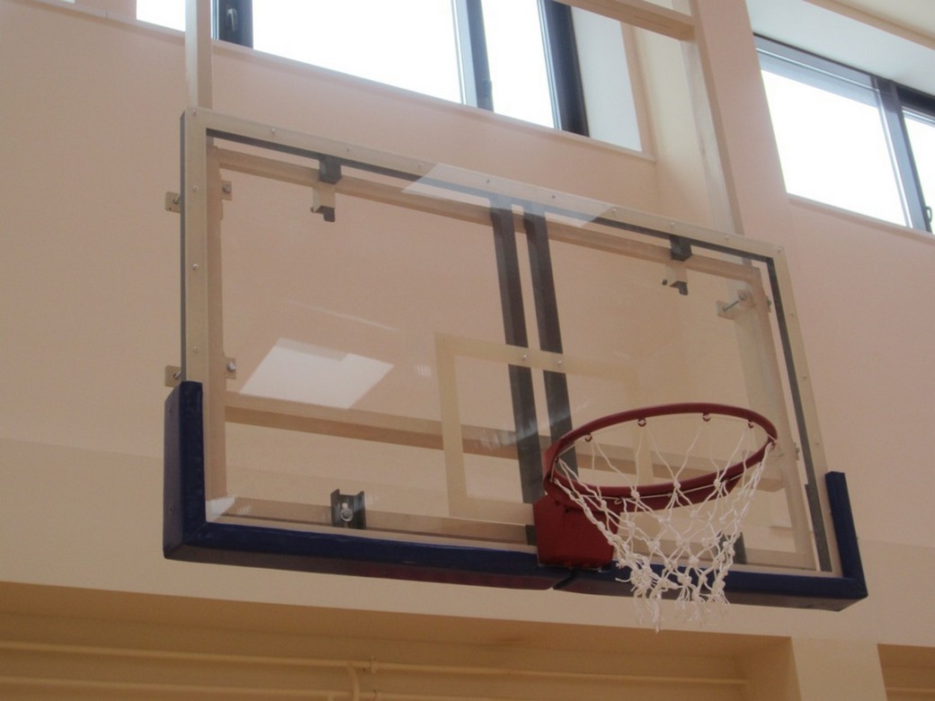 Щит баскетбольный Atlet игровой 180х105 см оргстекло 15 мм на металлической раме IMP-A02 1040_780