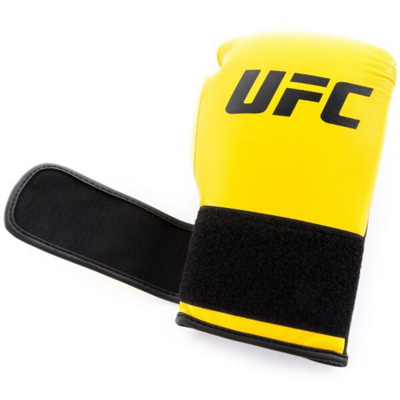 Боксерские перчатки UFC тренировочные для спаринга 8 унций UHK-75116 800_800