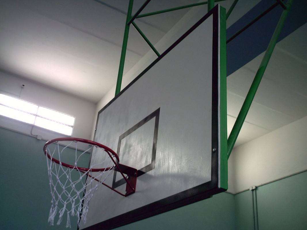 Щит баскетбольный Atlet игровой, фанера 18 мм, 180х105 см на металлической раме IMP-A05 1067_800